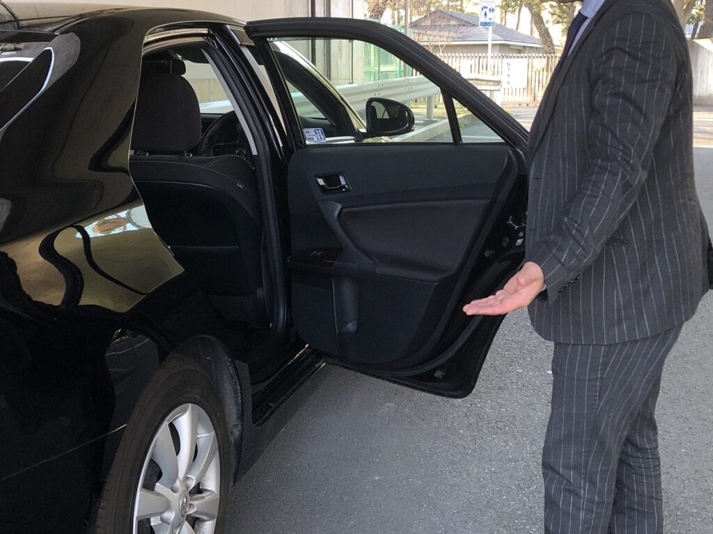 役員運転手